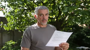 Mon voisin peut-il m’obliger à couper un arbre de mon jardin ? Voici ce que dit la loi